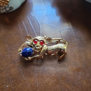 Monkey Pin